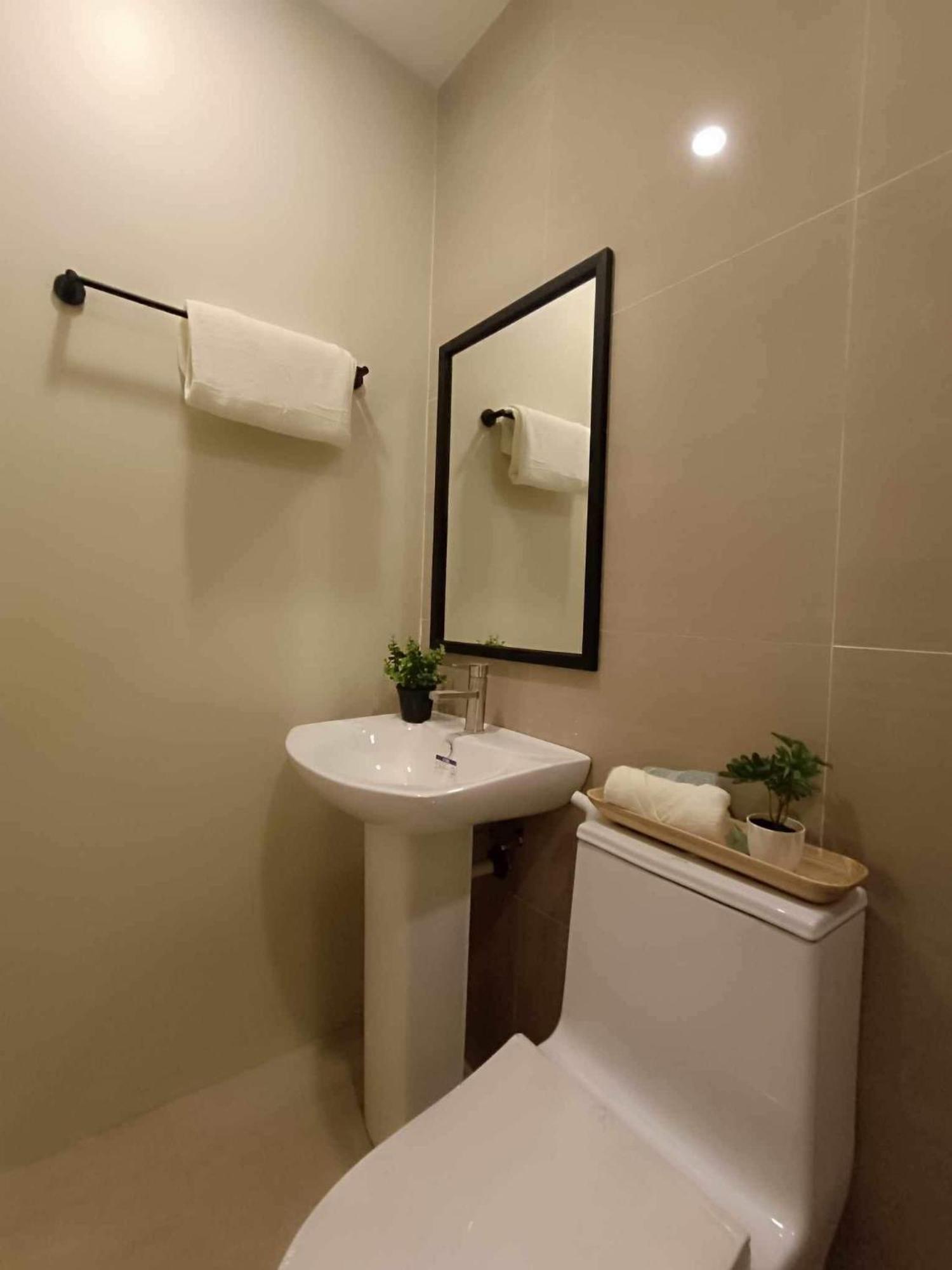 Kimtons Apartment Suite Capitol Site Cebu Exteriör bild